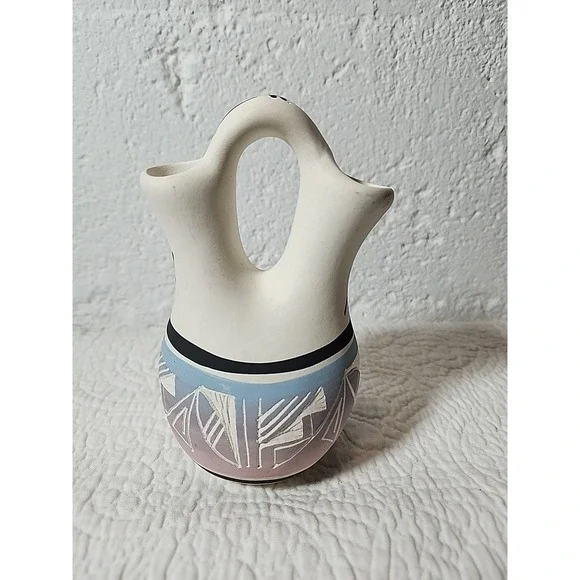 Native American Navajo Pottery Wedding Vase Artist Signed - Picture 3 of 6